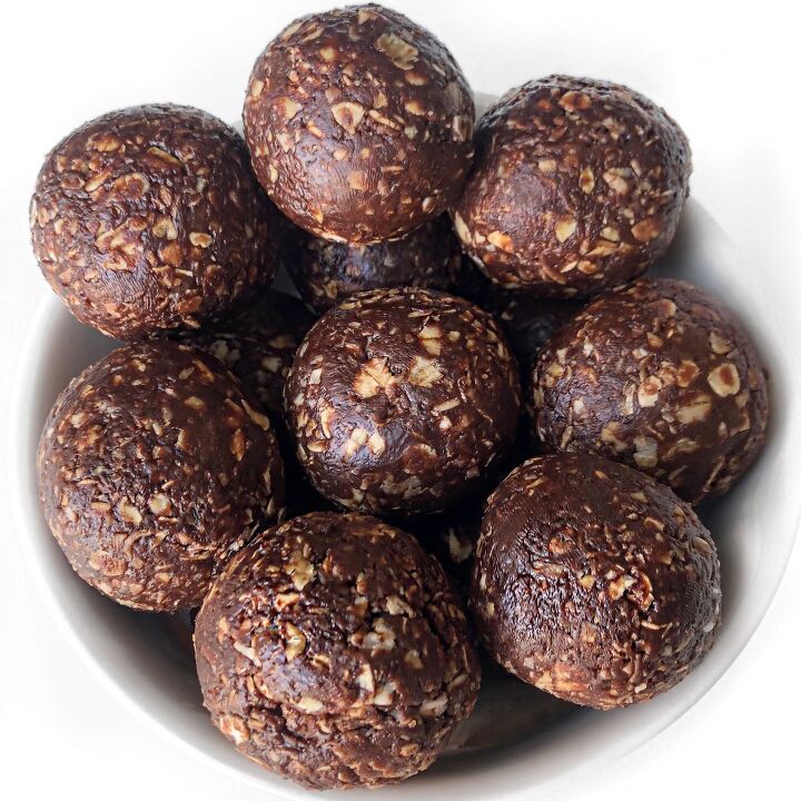 chocolate peanut butter energy balls