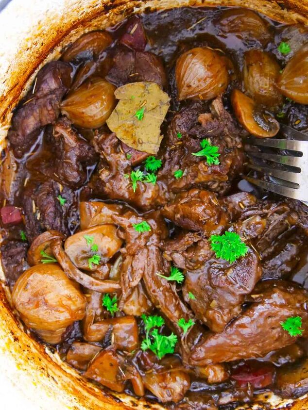beef chorizo braised in red wine gravy