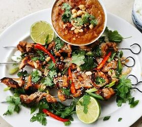 thai chicken satay skewers with a spicy peanut dipping sauce