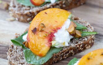 Burrata Appetizers With Peaches & Pistachios