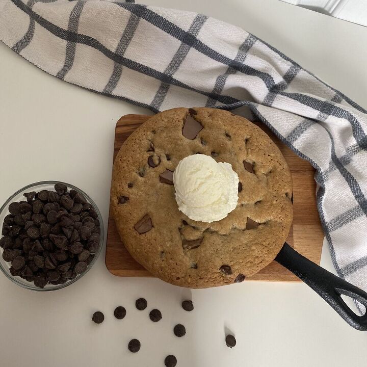mini chocolate chip skillet cookie