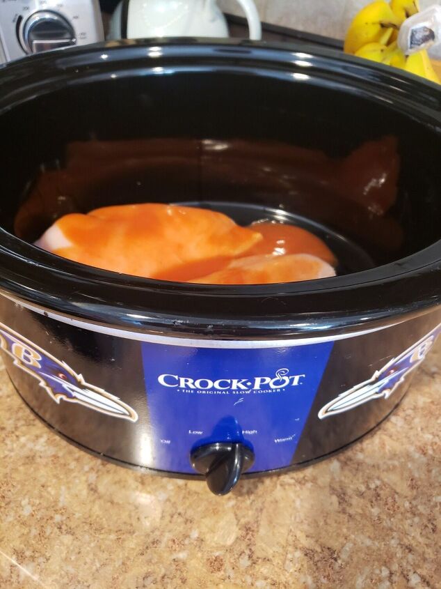 how i make my favorite spicy pulled chicken dish in a slow cooker