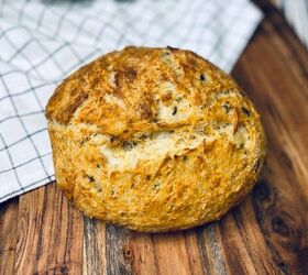 All cheese lovers should try this rich cheddar jalapeno bread