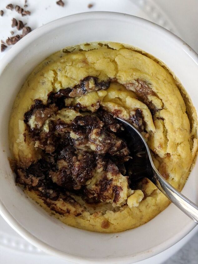 banana chocolate lava mug cake paleo