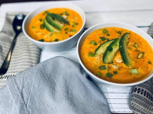 creamy buffalo chicken soup