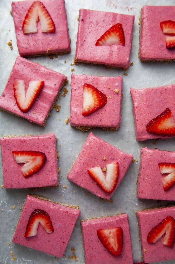 strawberry mousse bars
