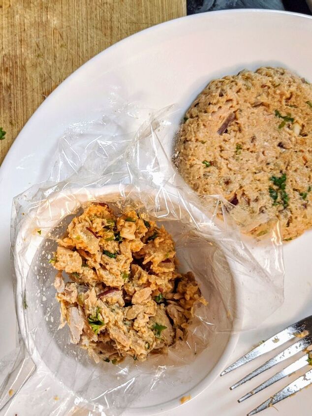 hot n spicy tuna cakes paleo keto