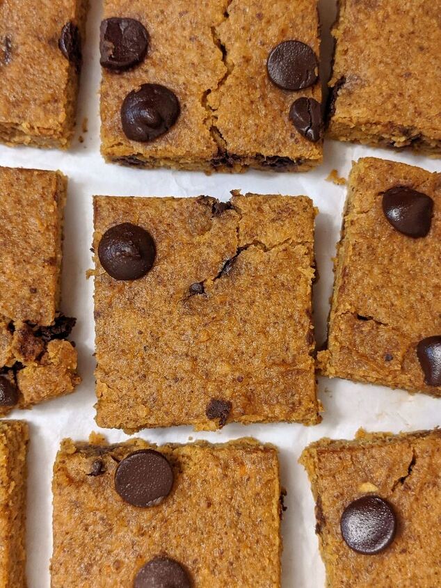chocolate chip sweet potato blondies in a blender
