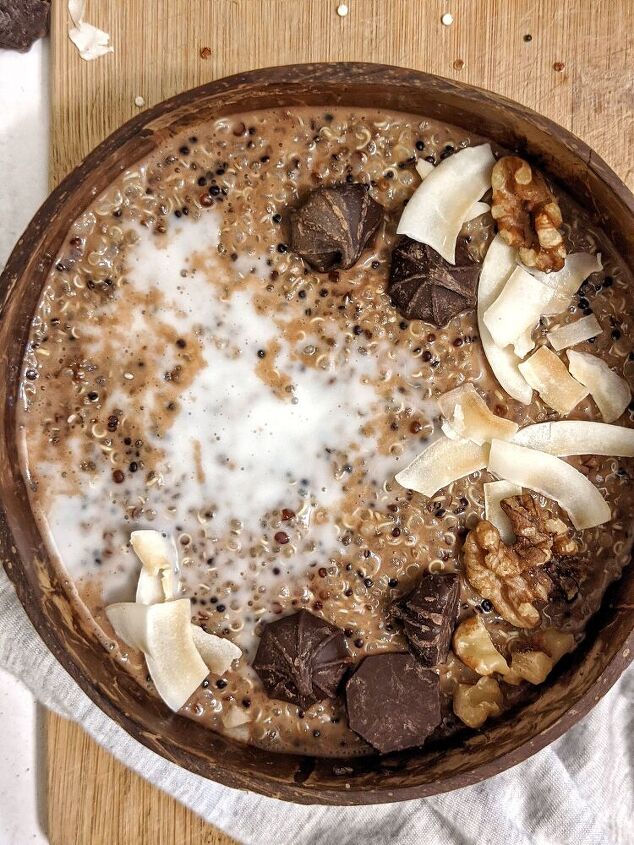 chocolate coconut quinoa breakfast bowl