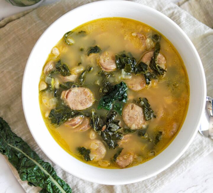 tuscan kale and bean soup