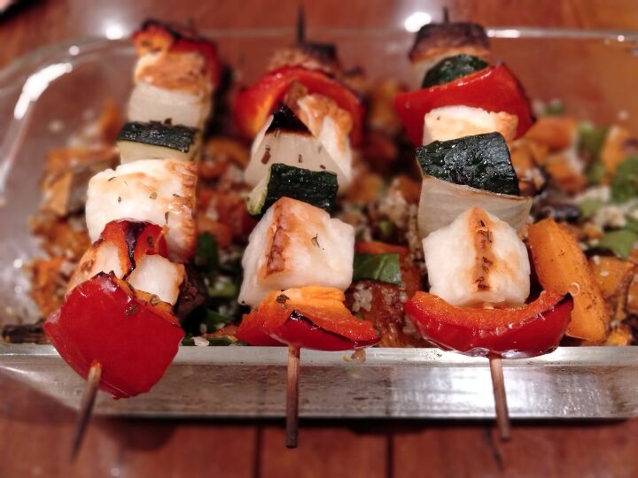 s 10 satisfying dinners you can make in less than 45 minutes, Tasty Vegetarian Halloumi Skewers