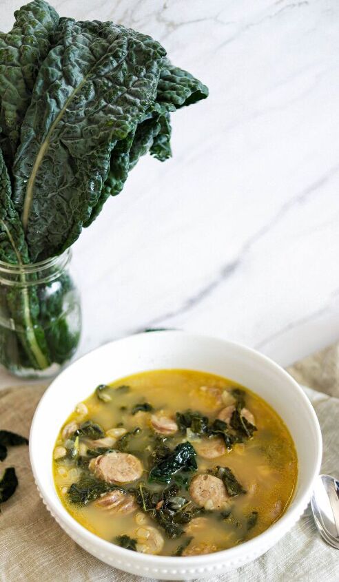 tuscan kale and bean soup