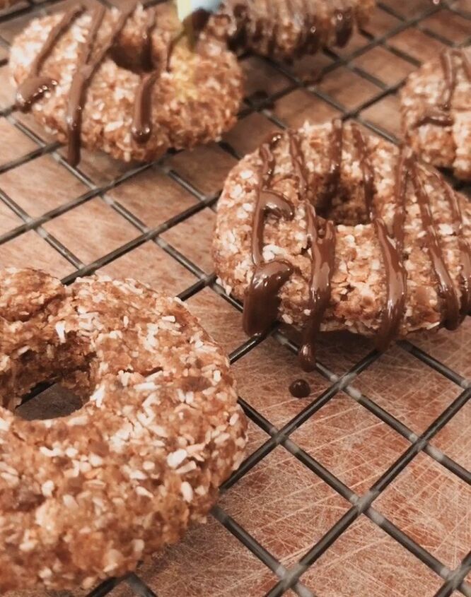 s 13 healthy dessert ideas that taste surprisingly good, Homemade Samoa Cookies