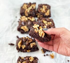 s 13 healthy dessert ideas that taste surprisingly good, Healthy Flourless Brownies