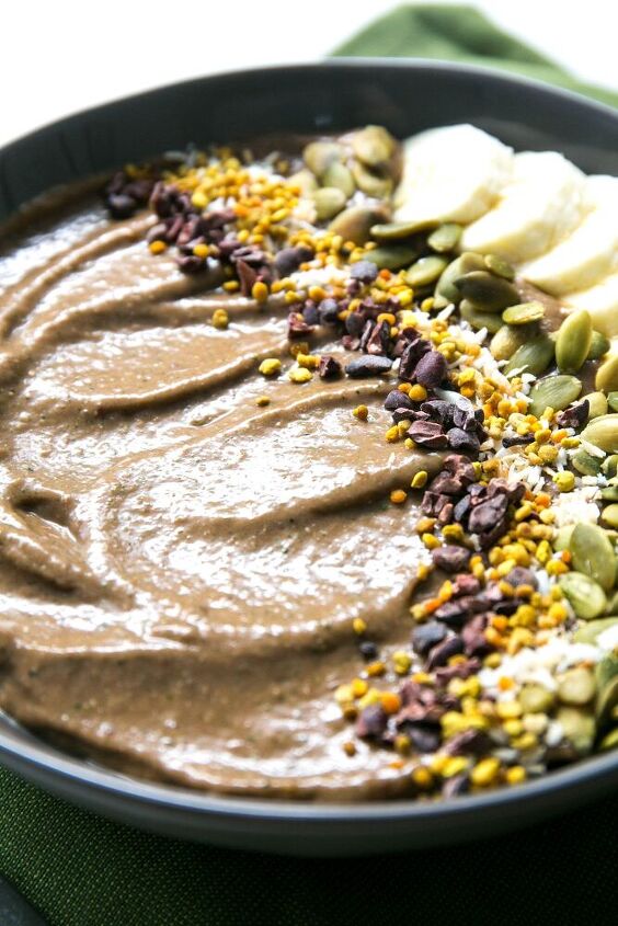 avocado cacao smoothie bowl