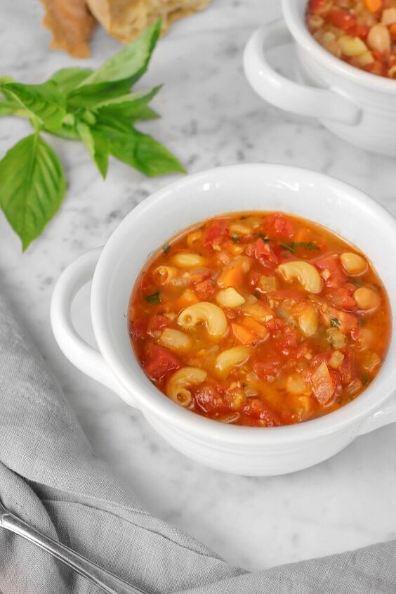 classic minestrone soup