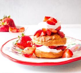 Air Fryer Strawberry Shortcake