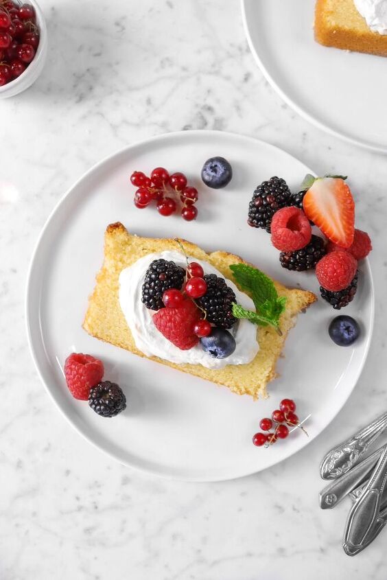 classic vanilla pound cake with chantilly cream and berries
