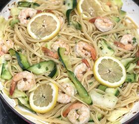 shrimp scampi with zuchinni ribbons