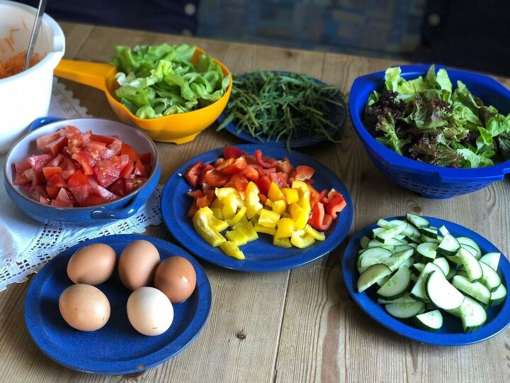 healthy and delicious farmhouse salad