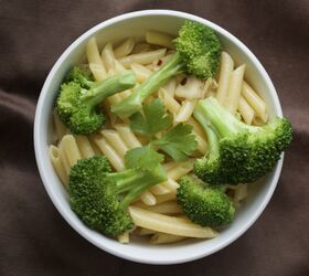 Garlic and Broccoli Pasta