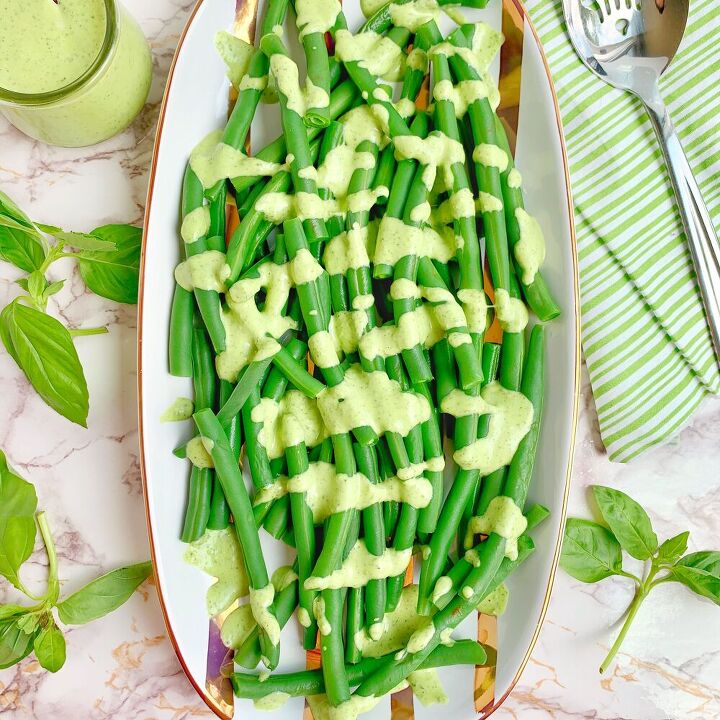 green beans with creamy basil dressing