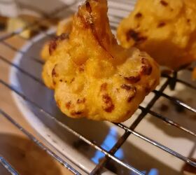 11 of americas best wings recipes, Fried Cauliflower Wings