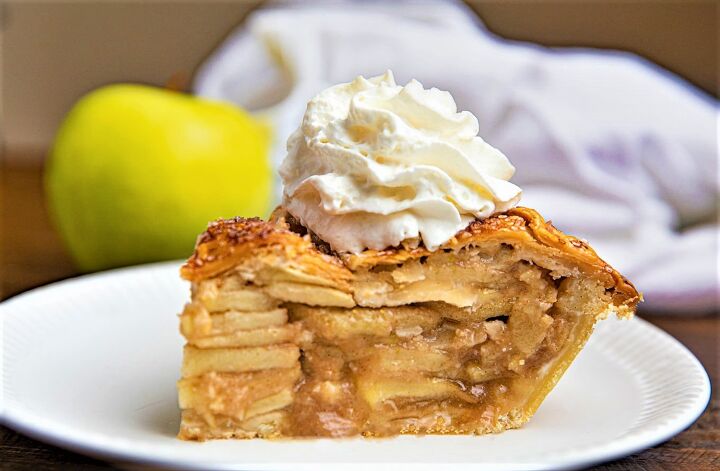 s 11 fresh takes on classic thanksgiving sides, Secret Zucchini Apple Pie