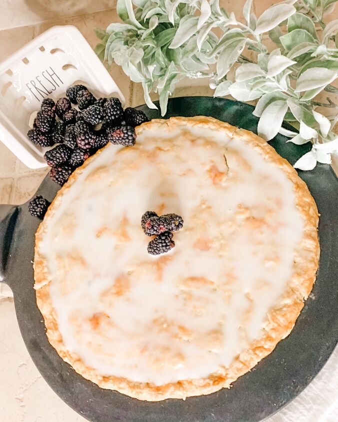 s 11 fresh takes on classic thanksgiving sides, Blackberry Slab Pie