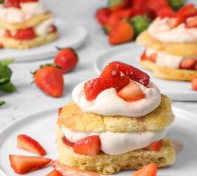 Easy Homemade Strawberry Shortcakes With Fresh Whipped Cream