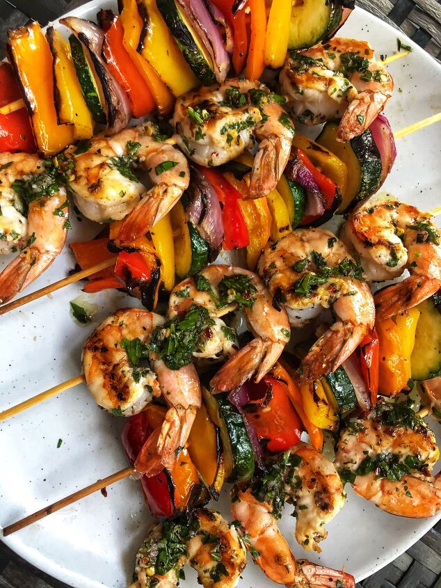 s 20 delicious dinners you can make on your grill, Shrimp and Veggie Skewers With Chimichurri