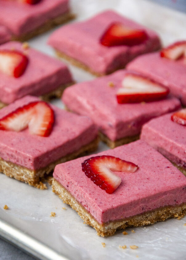 s 20 dessert bars your whole family will enjoy, Strawberry Mousse Bars