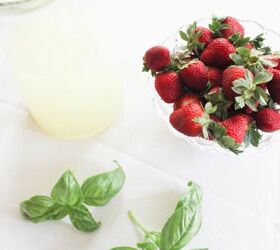 how to make straberry basil lemonade