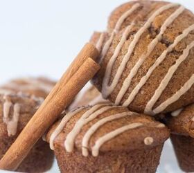 apple cinnamon muffins with maple cinnamon glaze