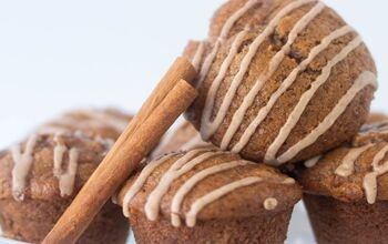 Apple Cinnamon Muffins With Maple Cinnamon Glaze