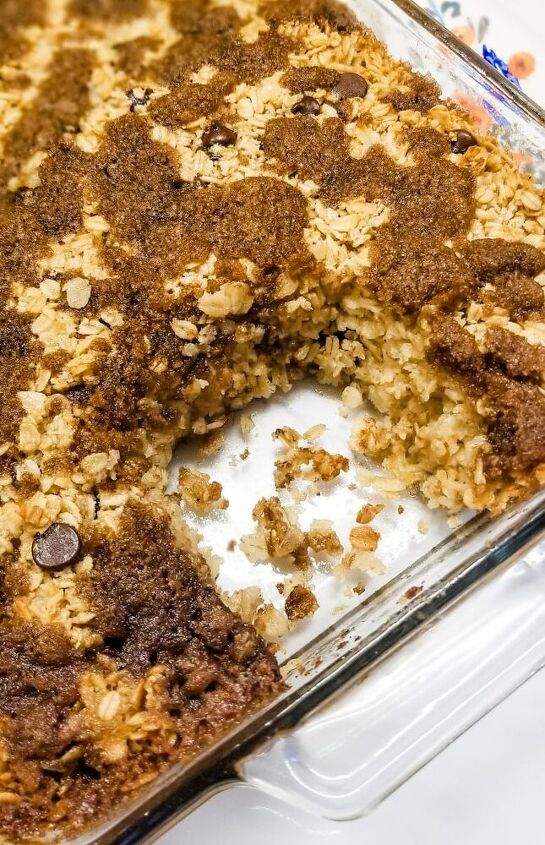 chocolate chip chip cinnamon baked oatmeal