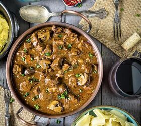 Instant Pot Beef Stew With Mushrooms and Red Wine