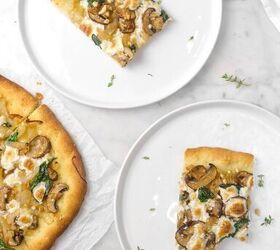 mushroom and spinach flatbread with caramelized onions