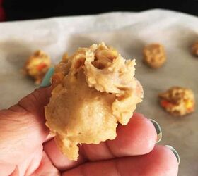 white chocolate candy corn cookies, This scoop of cookie dough is okay to bake