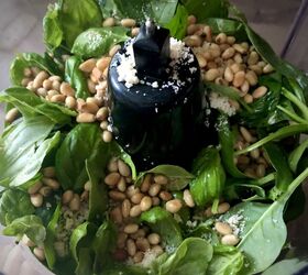 spinach and basil pesto