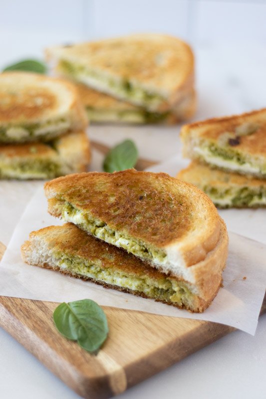 perfect tomato soup, PESTO MOZZARELLA GRILLED CHEESE SANDWICHES