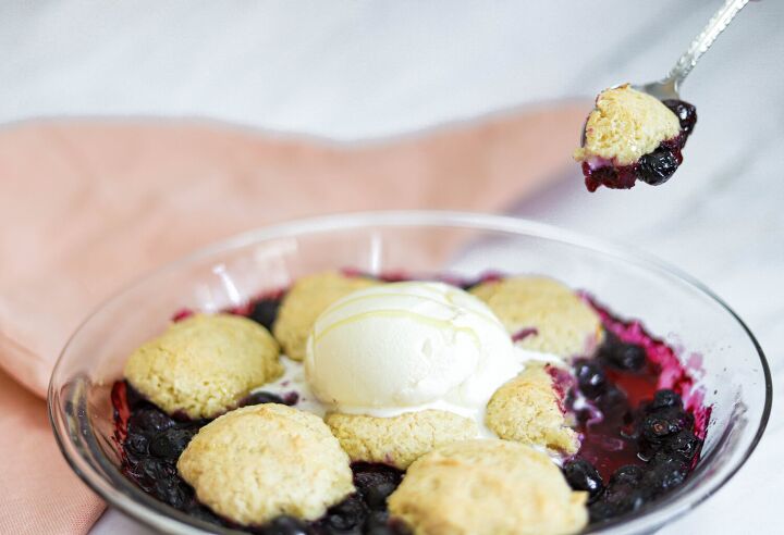 s 15 gluten free desserts that will make you forget about flour, Gluten Free Blueberry Cobbler