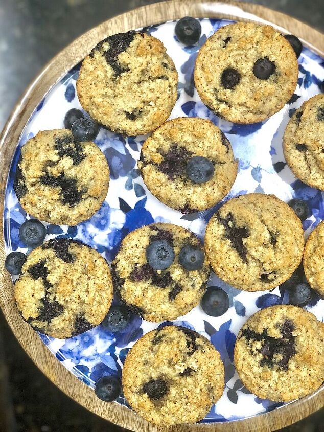 almond flour blueberry muffins