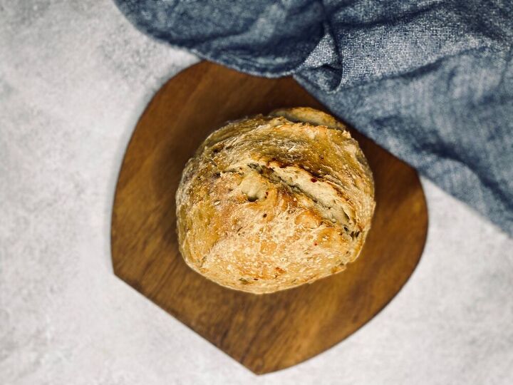 spicy fennel bread