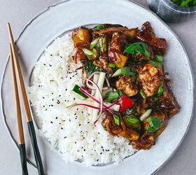 Sticky Sesame Ginger Chicken | Foodtalk