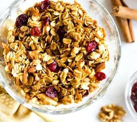 Easy Homemade Granola With Nuts