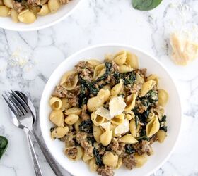 A delicious and savory pasta dinner for those tough mommying days