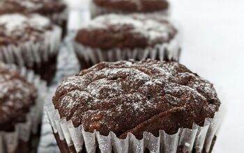 Healthy Whole Wheat Chocolate Zucchini Muffins
