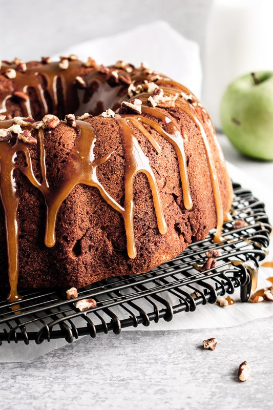 the best caramel apple coffee cake