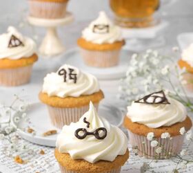 s 17 delightful cupcakes that will bring you joy, Butterbeer Cupcakes